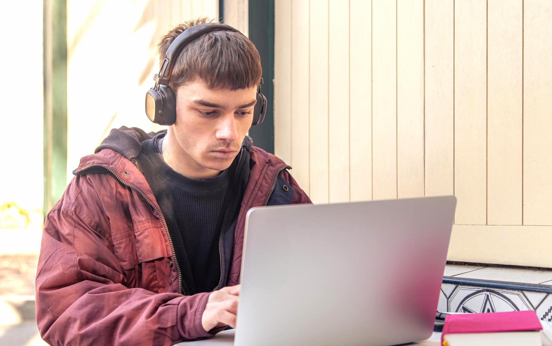 Detailansicht analytischer Arbeitsmaterialien