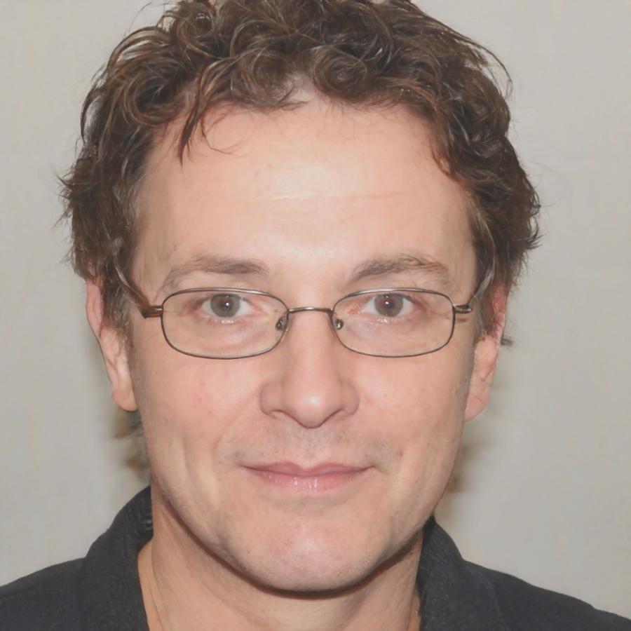 Torben Møller, Senior Analyst